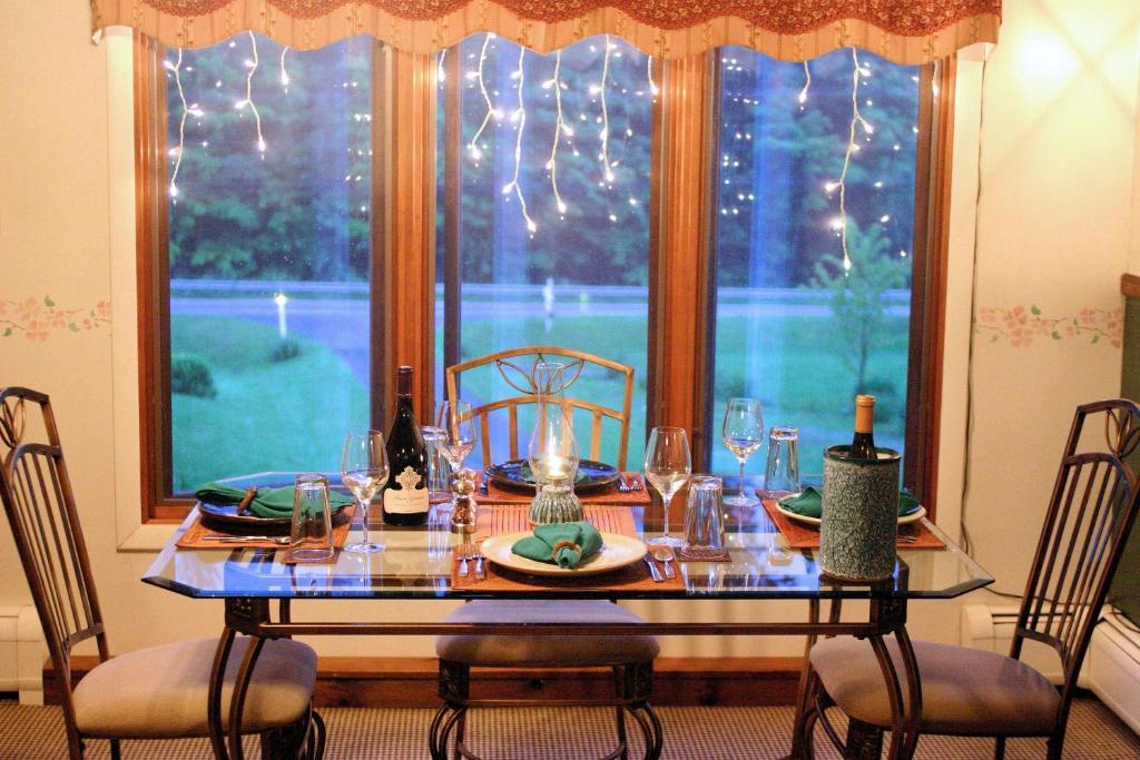Weathertop Mountain Inn Waitsfield 外观 照片
